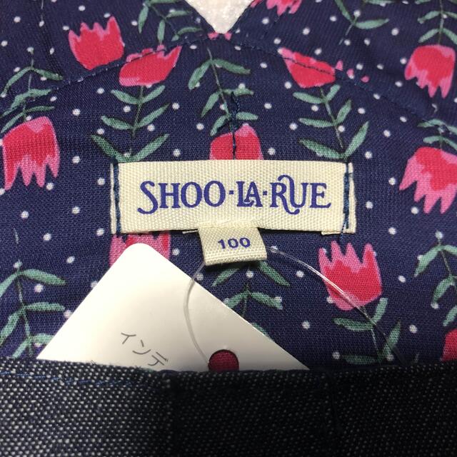 SHOO・LA・RUE(シューラルー)の新品　デニムワンピース　100サイズ キッズ/ベビー/マタニティのキッズ服女の子用(90cm~)(パンツ/スパッツ)の商品写真