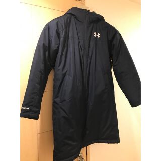 アンダーアーマー(UNDER ARMOUR)のアンダーアーマーベンチコートYXL160cm　紺　中綿入りロングコート(ジャケット/上着)