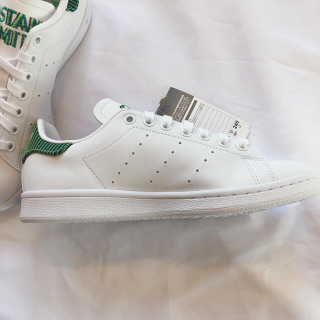 新品未使用adidas StanSmith 24.0cm レディースの靴/シューズ(スニーカー)の商品写真