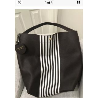 ヘンリベンデル(Henri Bendel)のヘンリーベンデル　ショルダーバッグ(ショルダーバッグ)