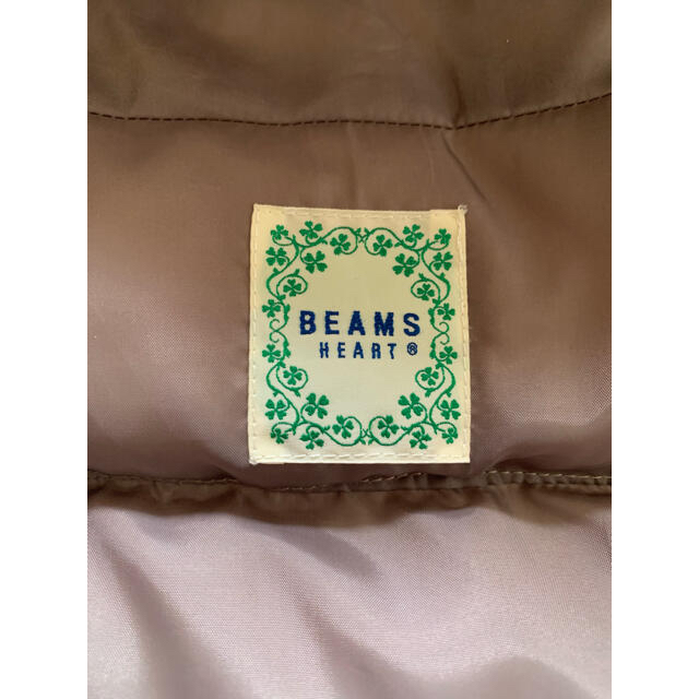 BEAMS(ビームス)の【美品】ビームスハート　ダウンベスト　ダウンフェザー レディースのジャケット/アウター(ダウンベスト)の商品写真