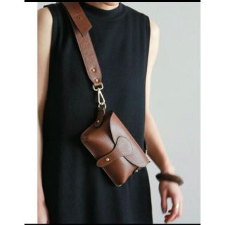 フレームワーク(FRAMeWORK)のMarant  ミニショルダーBAG  レザー(ショルダーバッグ)