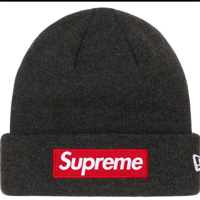 New Era® Box Logo Beanie チャコールグレー