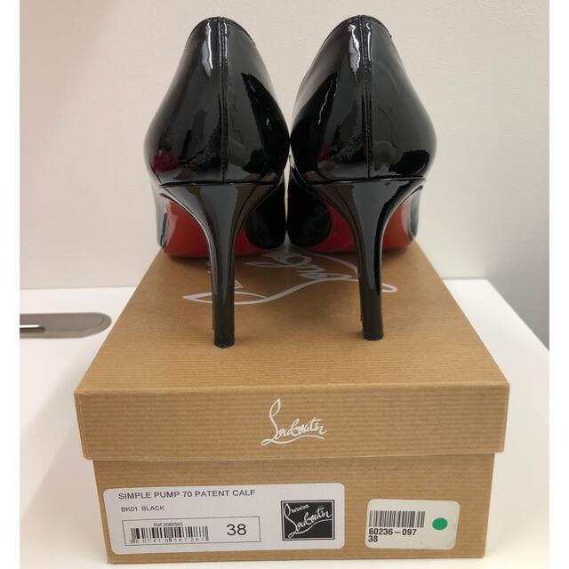 美品 サイズ38 クリスチャン ルブタン シンプル パンプス ブラック エナメル レディースの靴/シューズ(ハイヒール/パンプス)の商品写真