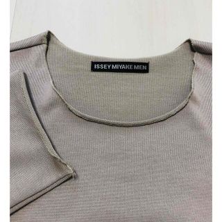 イッセイミヤケ(ISSEY MIYAKE)のイッセイミヤケ カットソー ほぼ未使用 20ss(Tシャツ/カットソー(七分/長袖))