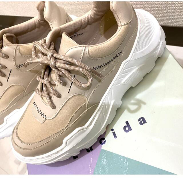 美品 ルシーダ ダッドスニーカー 厚底スニーカー www.withmandy.com