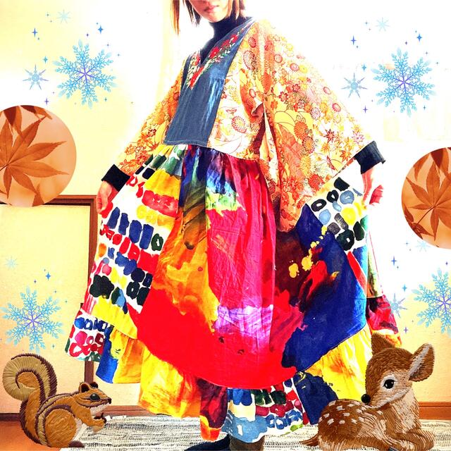 ●優雅でカントリーな着物袖ワンピース 個性的 リメイクの通販 by hamanoringo｜ラクマ ラッシュ風呂敷使用 刺繍 赤字超特価