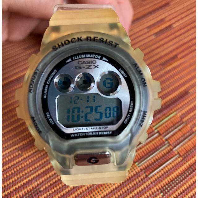 G-SHOCK(ジーショック)のG-SHOCK CASIO 20周年記念G-ZX GZX-690J-7A8JR メンズの時計(腕時計(デジタル))の商品写真