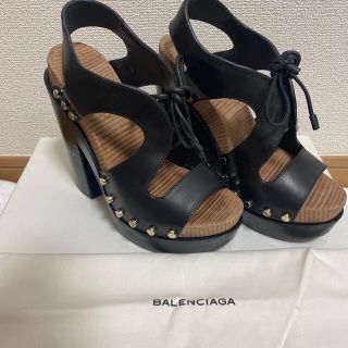 バレンシアガ(Balenciaga)の【美品】バレンシアガ　レザーサンダル(サンダル)