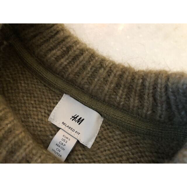 H&M(エイチアンドエム)の【新品】H&M 最新作 リラックスフィットセーター メンズのトップス(ニット/セーター)の商品写真