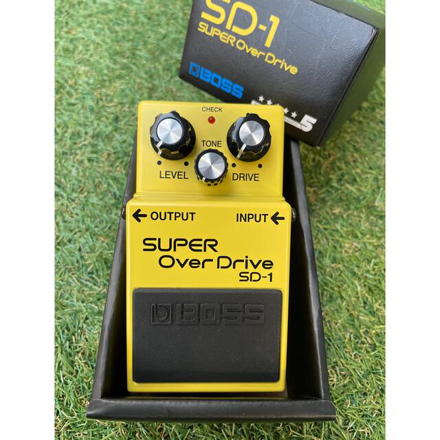 BOSS SD-1  Super Over Drive