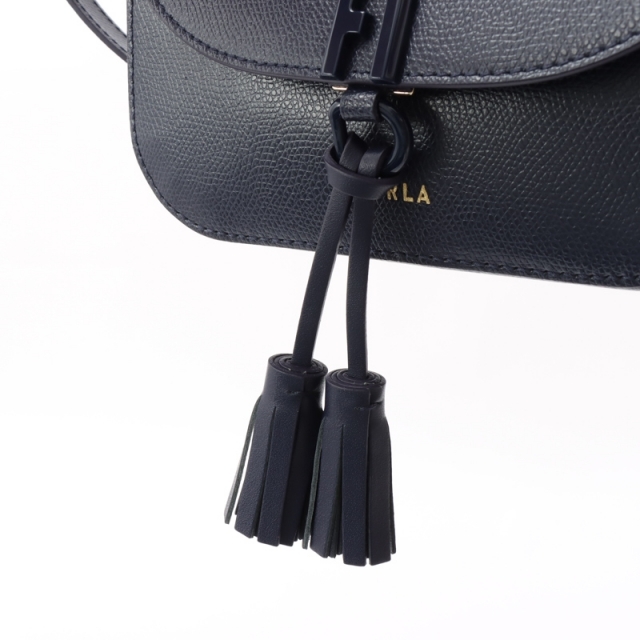 Furla ショルダーバッグ レディの通販 by ブランドショップ's shop|フルラならラクマ - フルラ FURLA 斜め掛けショルダーバッグ 在庫新品