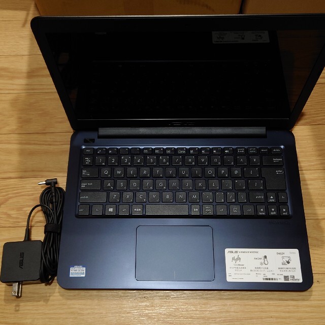 ASUS ノートPC E2/4GB/256GB E402YA-GA109T ASUS ノートPC E2/4GB/256GB E402YA-GA109T