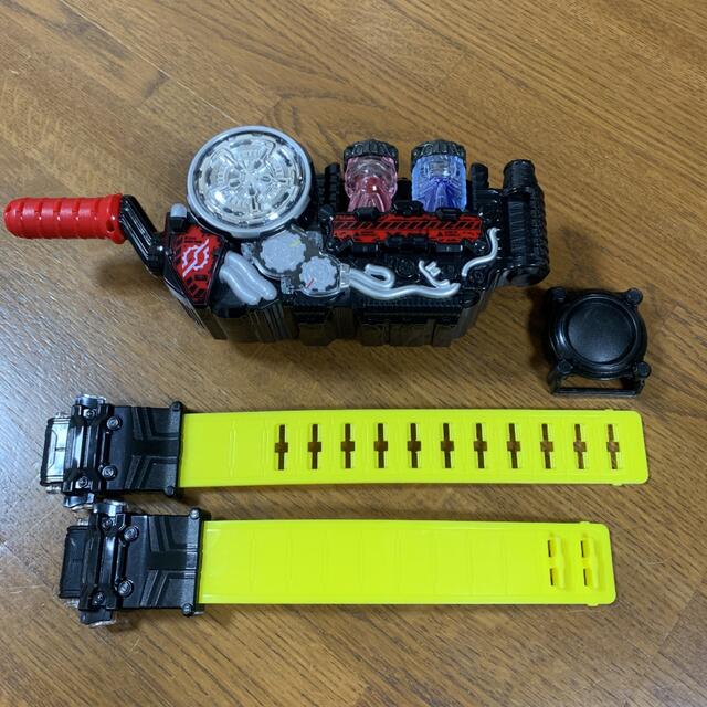仮面ライダービルド ベルト変身ベルト DXビルドドライバー フルボトル