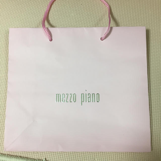 mezzo piano(メゾピアノ)のメゾピアノ ショップ袋 レディースのバッグ(ショップ袋)の商品写真