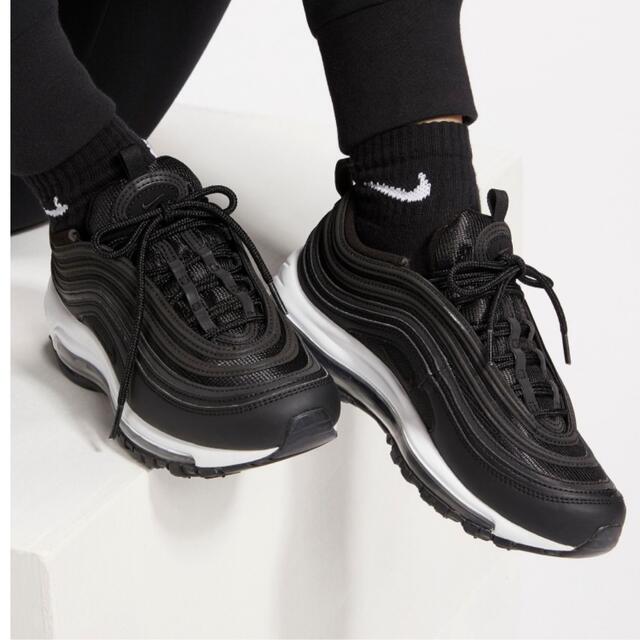 NIKE(ナイキ)のNIKE⭐︎ ナイキ⭐︎AirMax97 Black White⭐︎23.5 レディースの靴/シューズ(スニーカー)の商品写真