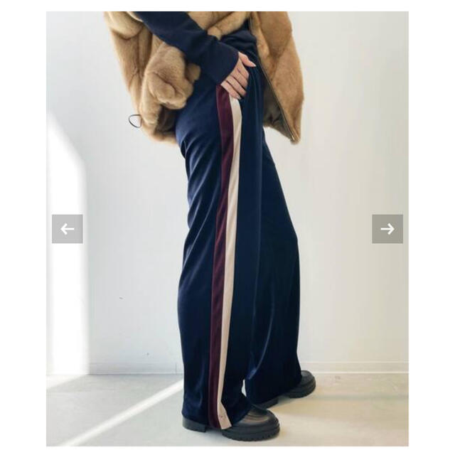 L'Appartement DEUXIEME CLASSE(アパルトモンドゥーズィエムクラス)のVelvet Side Line Pants  size34 レディースのパンツ(カジュアルパンツ)の商品写真