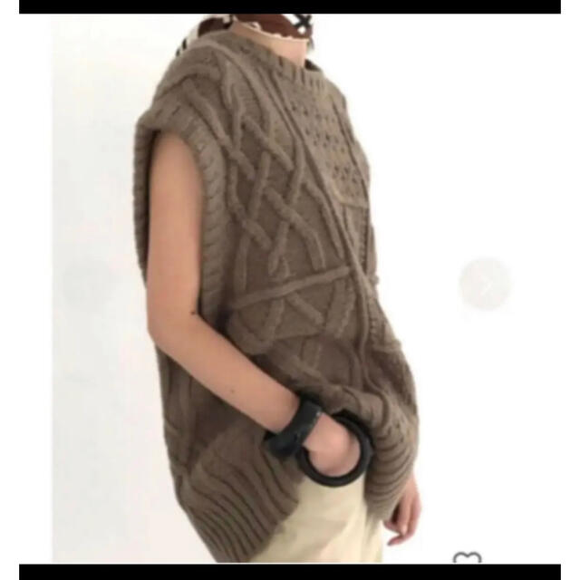 todayfulトゥデイフル・Turtle Layered Vest ・人気完売