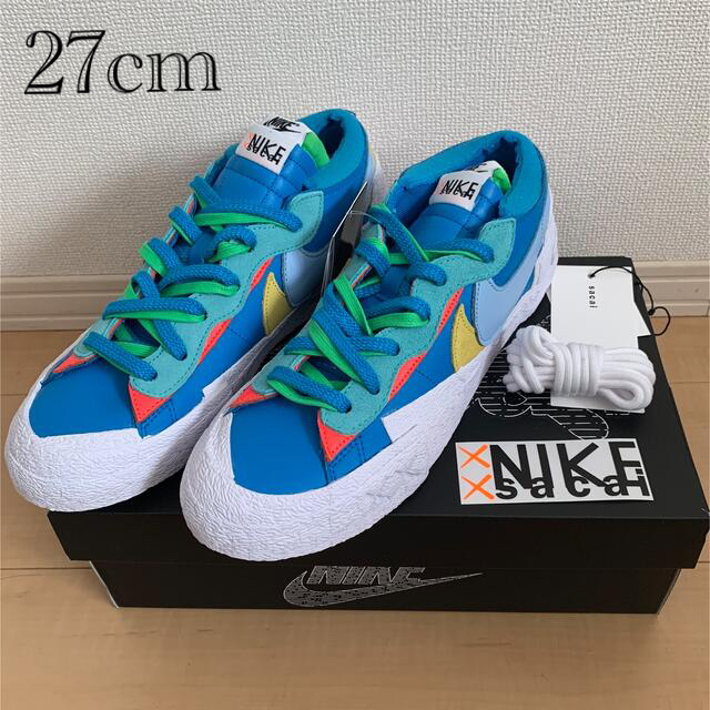 NIKE(ナイキ)のsacai x KAWS x NIKE BLAZER LOW メンズの靴/シューズ(スニーカー)の商品写真