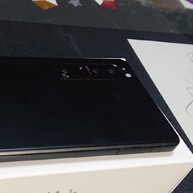 Xperia 12GB・256GB ブラックの通販 by じょろり's shop｜エクスペリアならラクマ - Xperia１Ⅱ SIMフリー XQ-AT42 総合評価
