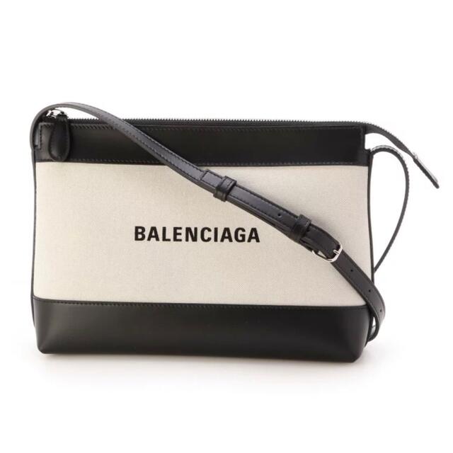 新品　BALENCIAGA バレンシアガ　639497 ネイビークロスボディバッグ