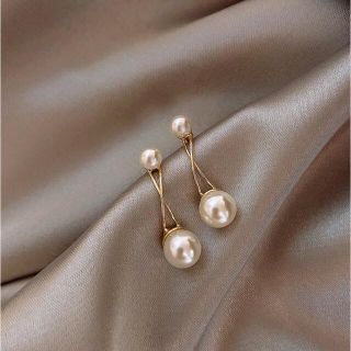 エテ(ete)のパールピアス(ピアス)