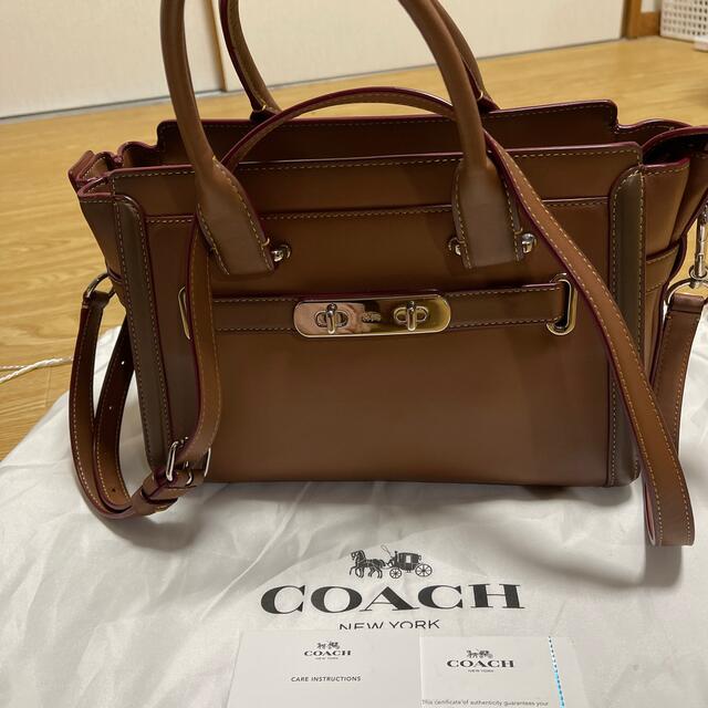 ❤︎美品❤︎COACH ❤︎ スワッガーキャリーオール-