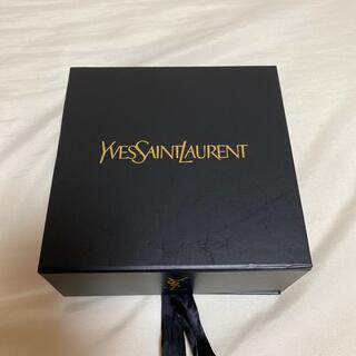 イヴサンローランボーテ(Yves Saint Laurent Beaute)のYSL箱(ショップ袋)