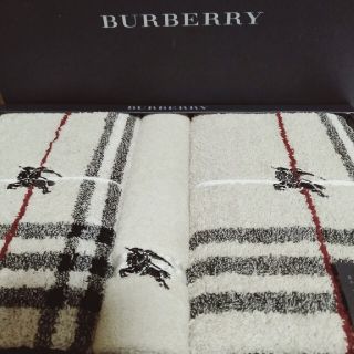 バーバリー(BURBERRY)のP139　バーバリータオルセット↙(ハンカチ)