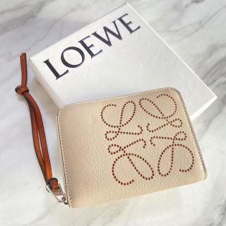 ロエベ(LOEWE)の専用【新品】LOEWE ブランド アナグラムロゴ ジップ ミニ財布 ベージュ(コインケース)