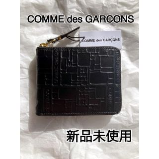 コムデギャルソン(COMME des GARCONS)の【新品未使用】【COMME des GARCONS】二つ折りコンパクト財布牛革(折り財布)