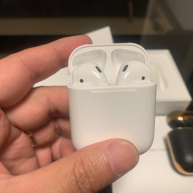 Apple AirPods 第1世代 本体 エアポッズ 正規品 - ヘッドフォン/イヤフォン