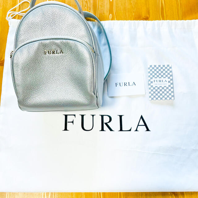 好評通販 Furla Frida mini バックパック シルバーの通販 by かんな