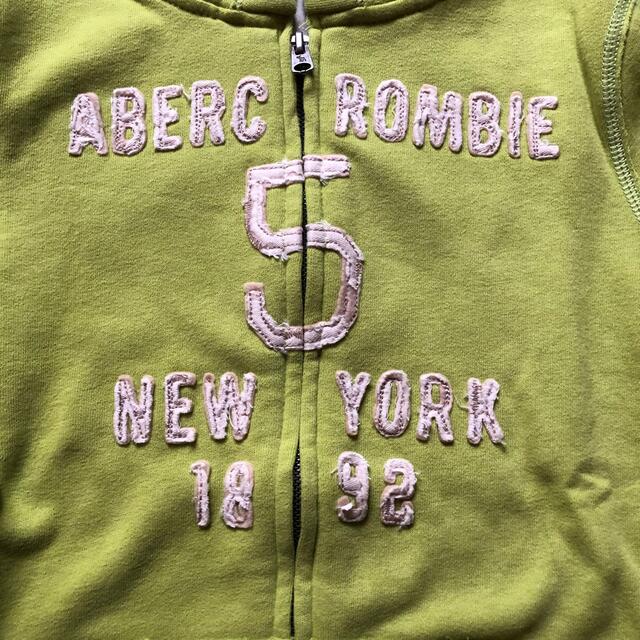 Abercrombie&Fitch(アバクロンビーアンドフィッチ)のアバクロ  パーカー　キッズXL   未使用 キッズ/ベビー/マタニティのキッズ服女の子用(90cm~)(カーディガン)の商品写真