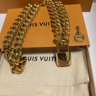 ルイヴィトン(LOUIS VUITTON)のルイヴィトン　パドロック　超超極太ネックレスチェーン付き美品(ネックレス)