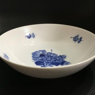 ロイヤルコペンハーゲン(ROYAL COPENHAGEN)のブルーフラワー　21cmφ ボウル(食器)