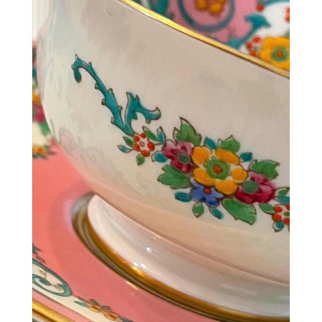 1927年製 ロイヤルドルトン 金彩桃地エナメル華装飾紋　キャビネットカップ