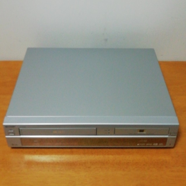 SHARP - SHARP VHS/DVDレコーダー【DV-RW100】の通販 by わんちゃん's