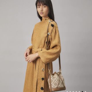 新作大特価 新品 Tモノグラム ジャガード ムーンバッグ タグ付
