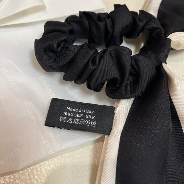 【取引中】CHANEL2022AW新作 シルクシュシュ 門りょう着用 完売品 【取引中】CHANEL2022AW新作 シルクシュシュ 門りょう着用 完売品
