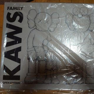 KAWS FAMILY BROWN/BLUE/WHITE カウズファミリー(フィギュア)