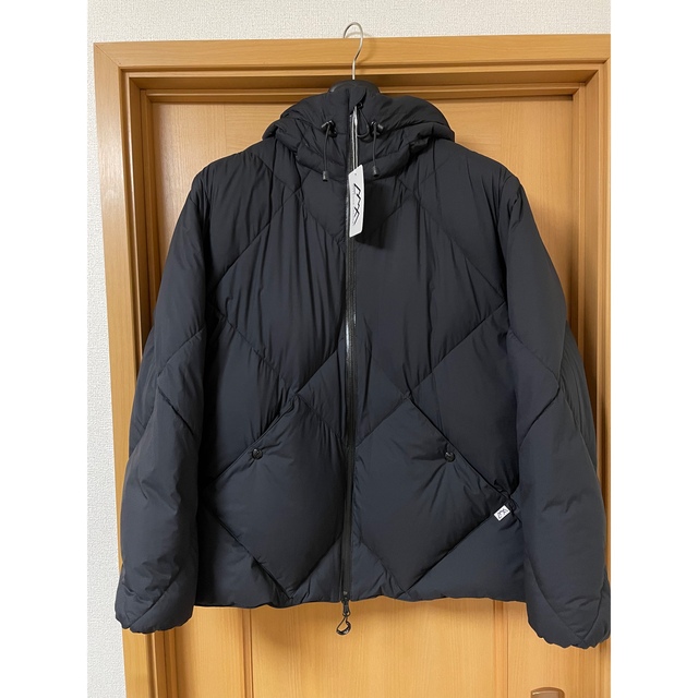 新品即完売 COMFY OUTDOOR GARMENT DOWN L Black - ダウンジャケット