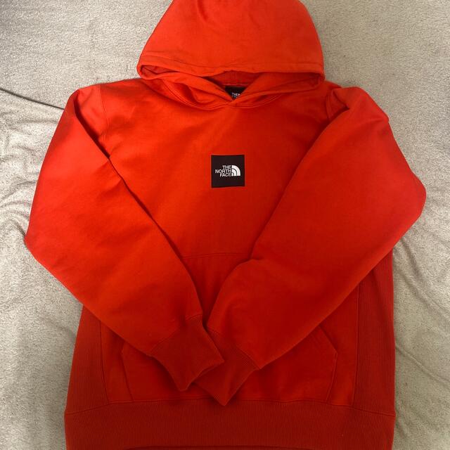 THE NORTH FACE フーディートップス