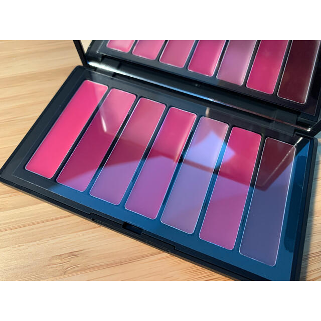 NARS オーディイシャスリップスティック2g*7 コスメ/美容のベースメイク/化粧品(口紅)の商品写真