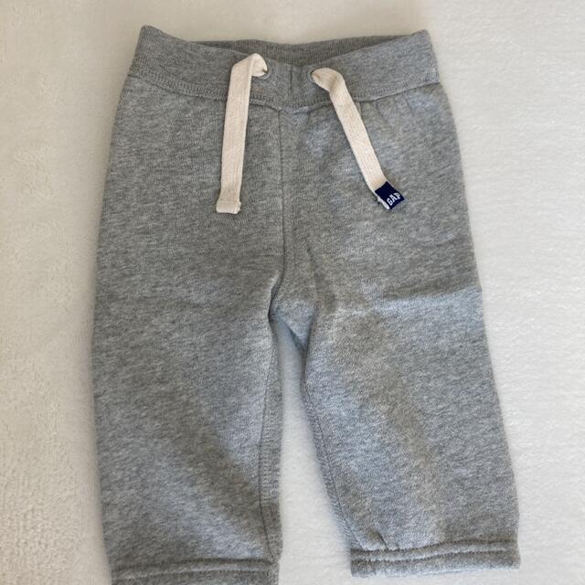 babyGAP(ベビーギャップ)の裏起毛パンツ　60cm 2枚セット　baby GAP キッズ/ベビー/マタニティのベビー服(~85cm)(パンツ)の商品写真