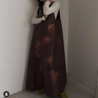 アメリヴィンテージ(Ameri VINTAGE)のELLIE  ASYMMETRY PLEATS  DRESS(ロングドレス)