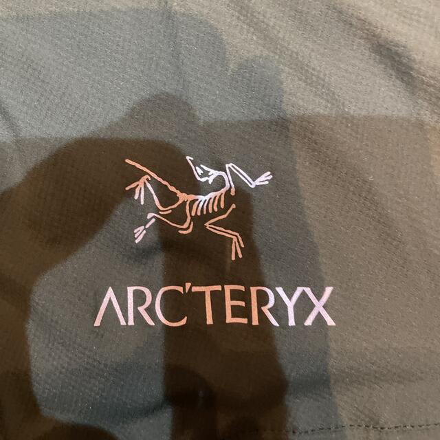 ARC'TERYX(アークテリクス)のArc'teryx アトム LT フーディ　Ｌ メンズのジャケット/アウター(ダウンジャケット)の商品写真