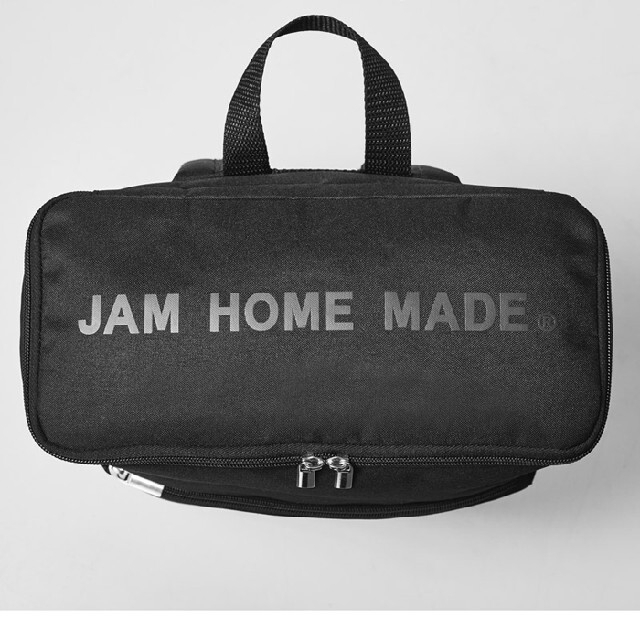 JAM HOME MADE & ready made(ジャムホームメイドアンドレディメイド)ののむ 様 専用 smart 2021年 5月 ミッキー ボックス型バックパック エンタメ/ホビーの雑誌(ファッション)の商品写真