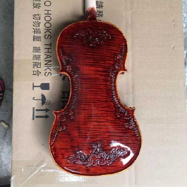 駒付き　ハイグレード手彫りのバイオリン4/4 木製赤ワインバイオリンプロの楽器