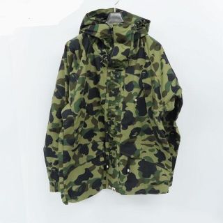 アベイシングエイプ(A BATHING APE)のアベイシングエイプ  スノボジャケット緑カモ(マウンテンパーカー)